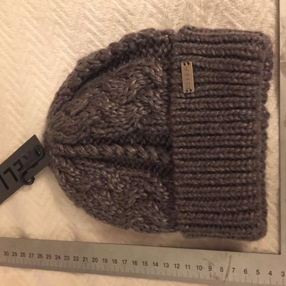 Rella Caste hat - Picture 2 of 4